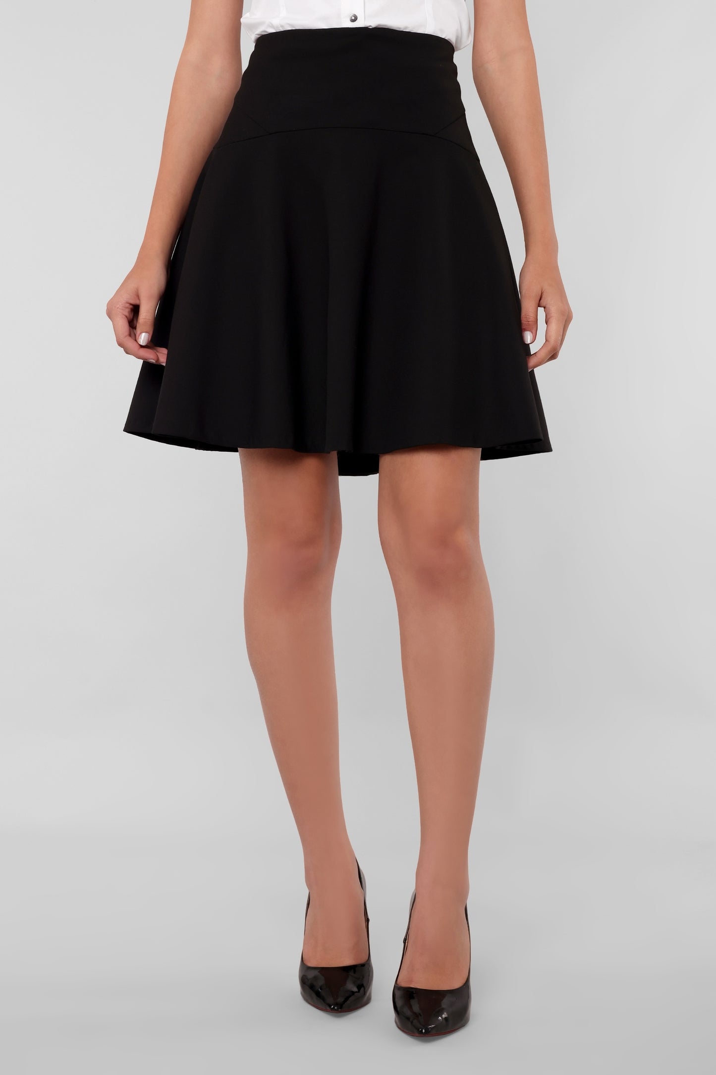 5855 - Semi Formal Black Skirt