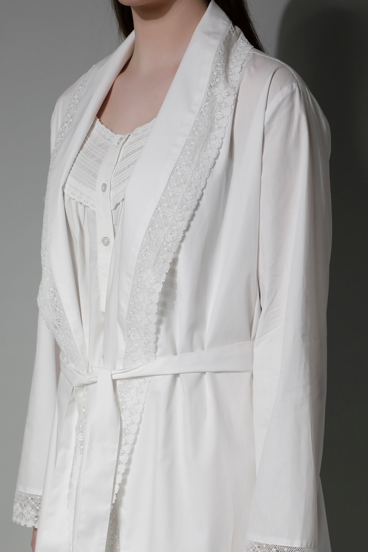 SHAEWE Women White Bathrobe French Lace 5200 CALLIOPE
