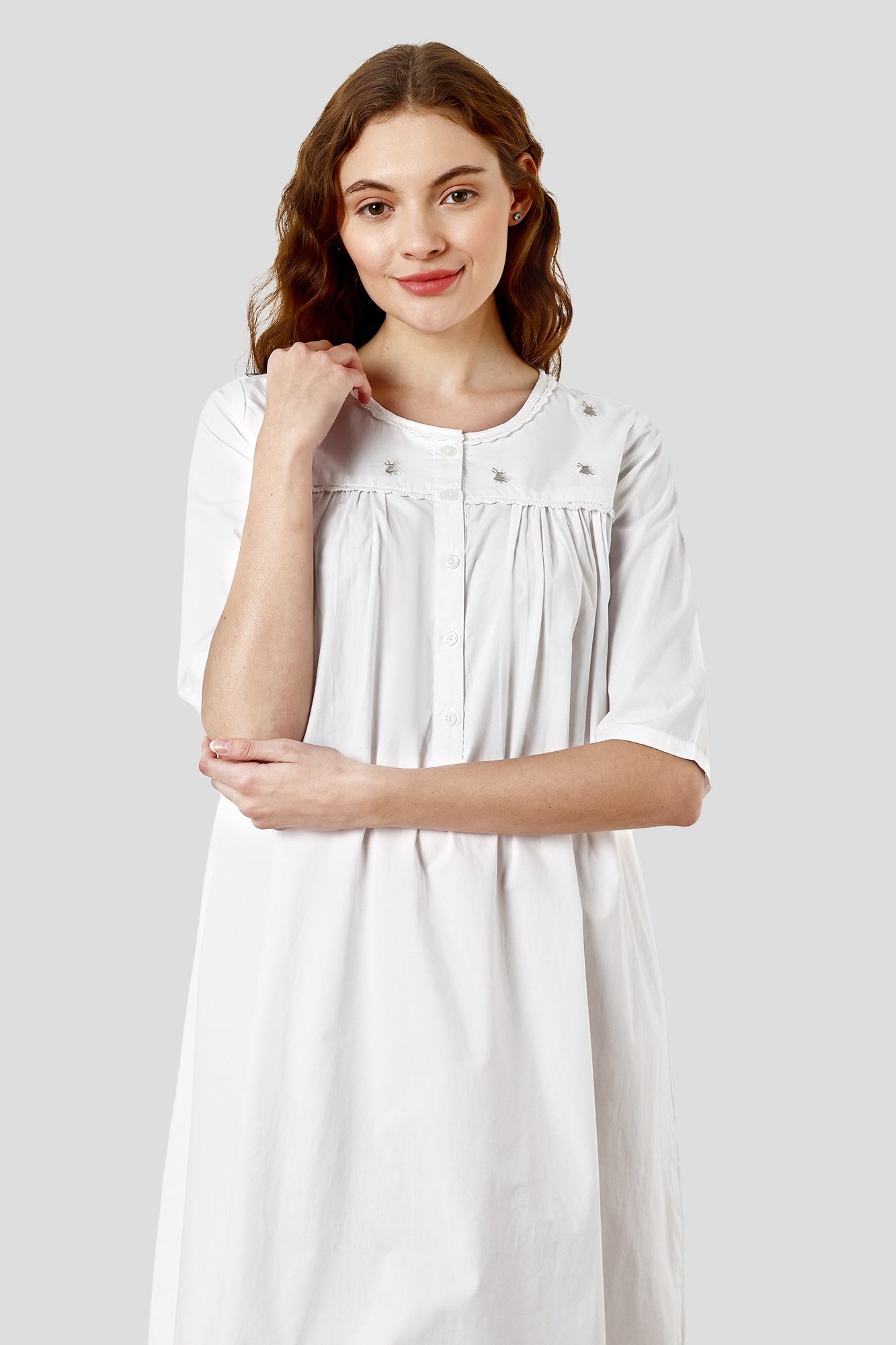 SHAEWE White Cotton Classic Women Nightgown 5070 HESTIA - White Night Dresses