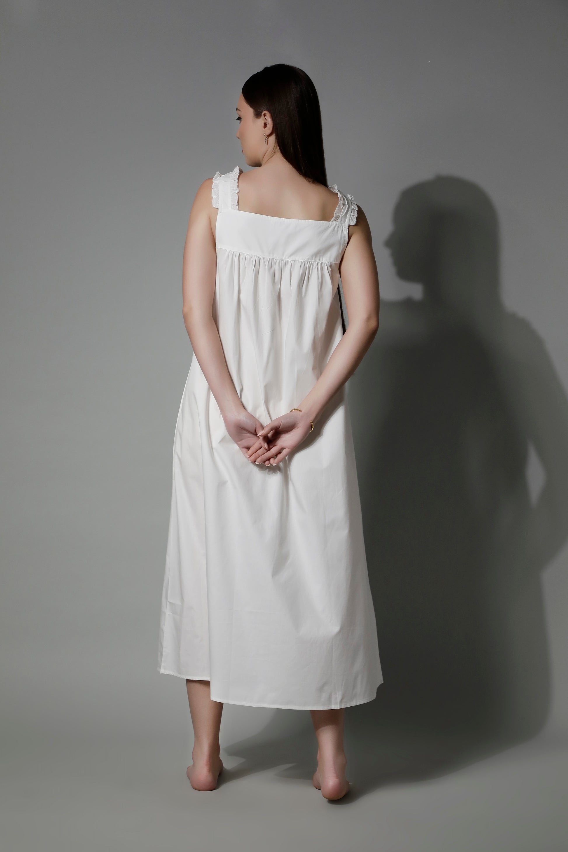 SHAEWE White Sleeveless Women Nightgown 5090 IRIS - White Cotton Night Dresses 