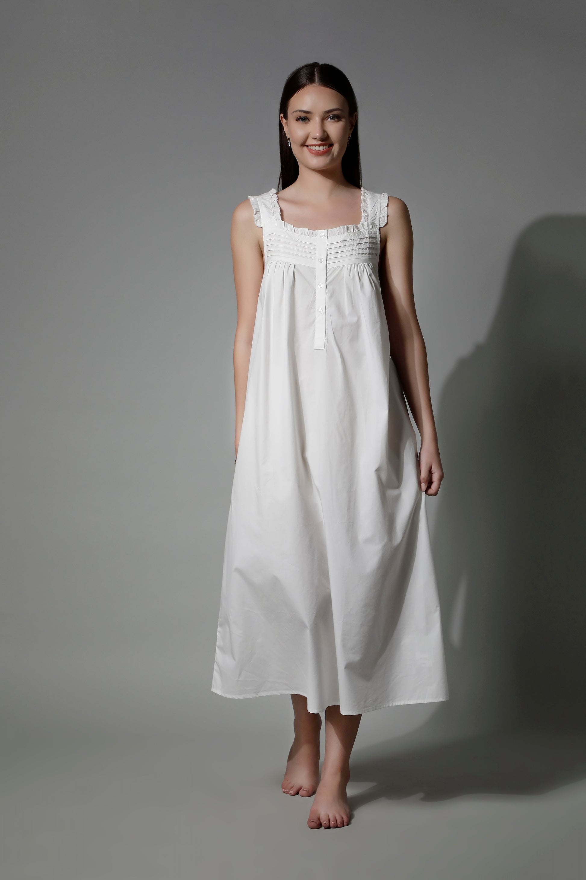 SHAEWE White Sleeveless Women Nightgown 5090 IRIS - White Cotton Night Dresses 