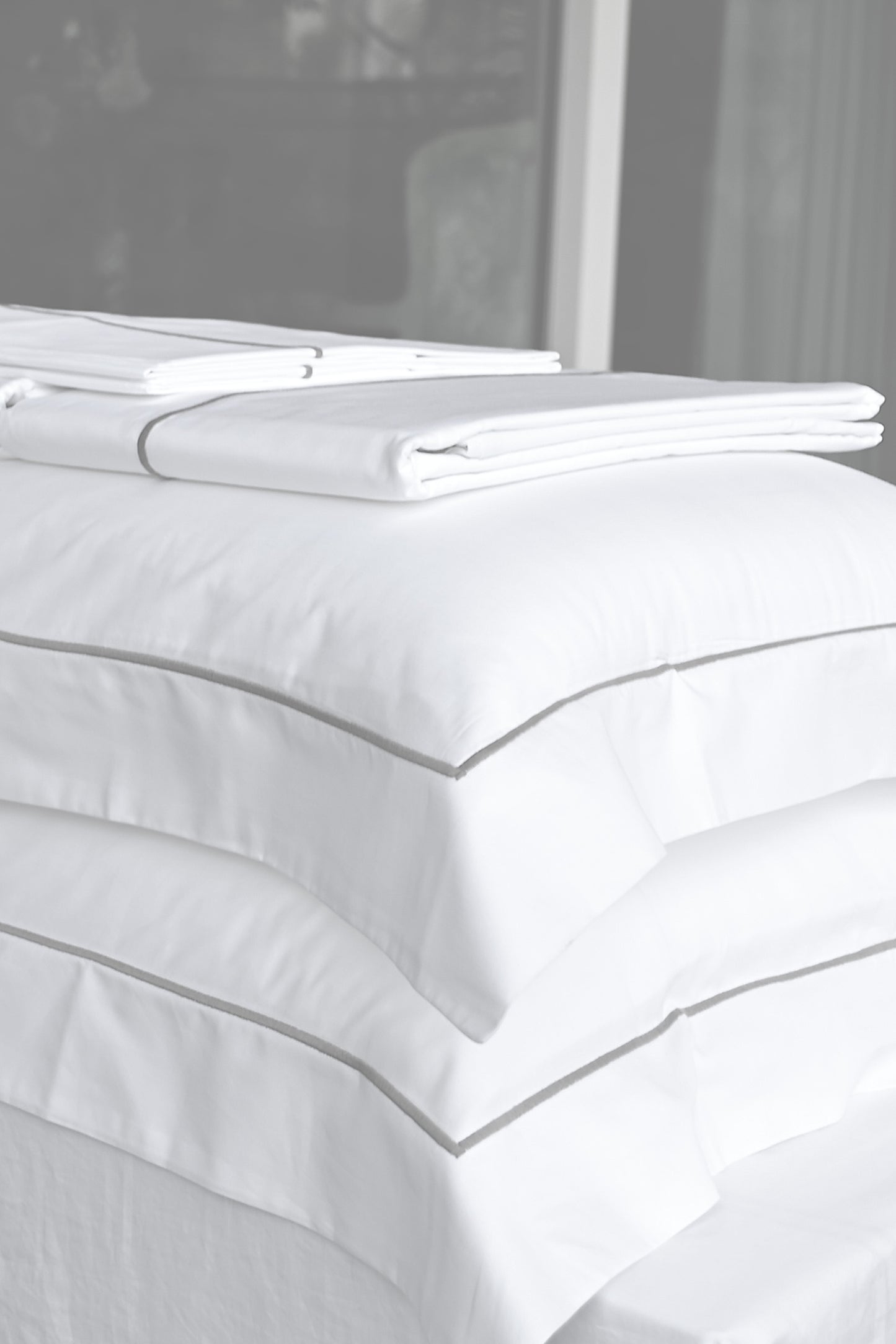 SIGNATURE - 300TC Cotton Percale Bed Sheet (w/ 2 Pillowcase) - Mocha